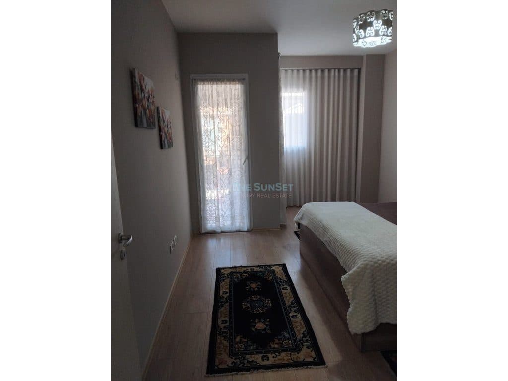 Apartament 1+1 për qira në Kompleksin Mangalem 3