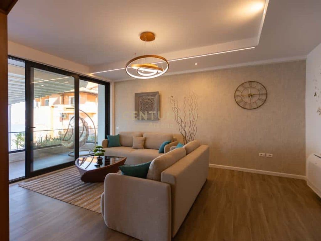 LUXURY APARTMENT WITH TERRACE AND SEA VIEW NEAR LUNGOMARE 1 ! 3