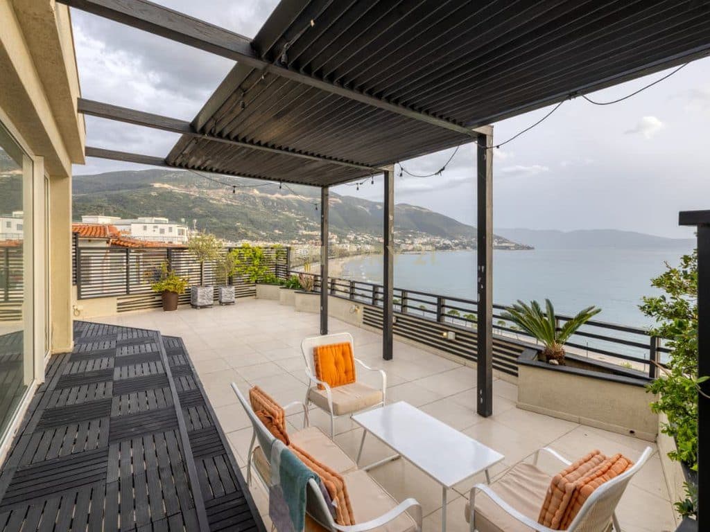 OPPORTUNITY - Exclusive Penthouse with Panoramic Sea View at Lungomare 1, Vlorë 3
