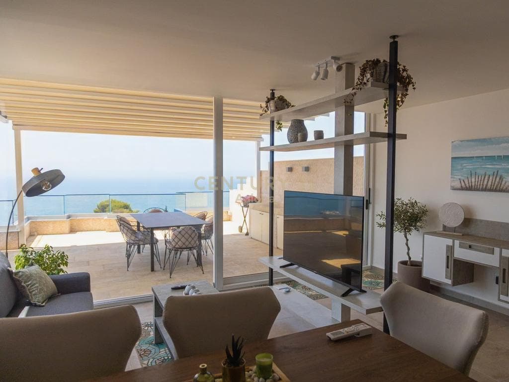 PENTHOUSE FOR SALE IN COLD WATER 2
