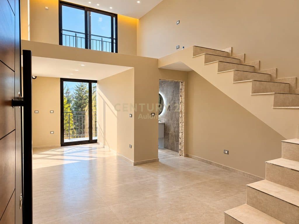 Duplex Modern për Shitje në Vlorë 3