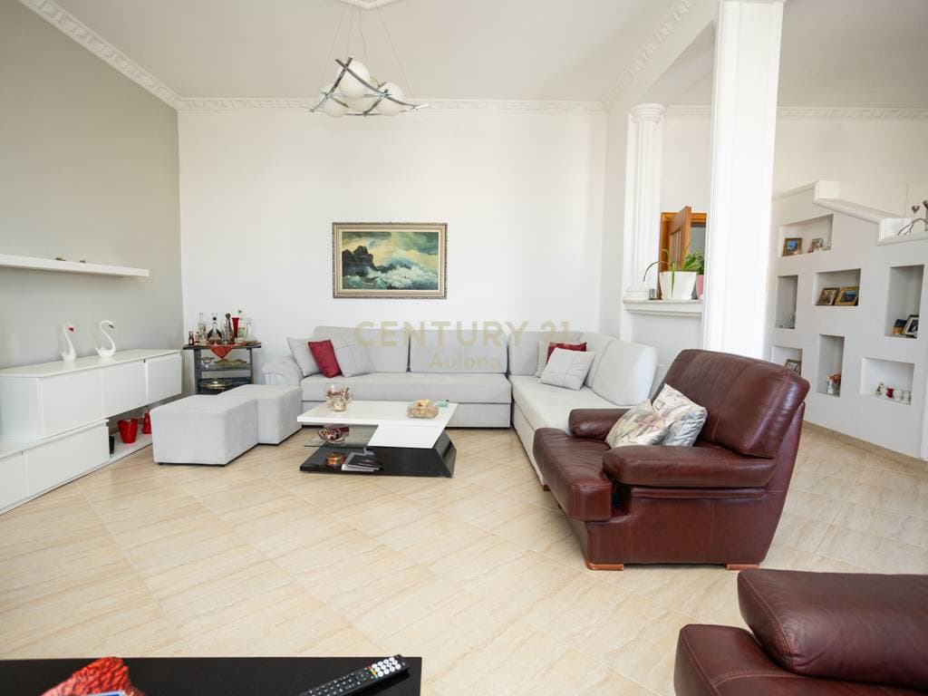 🌆 Comfortable Penthouse for Sale 202 m² + 100 m² Panoramic Veranda near the Waterfront