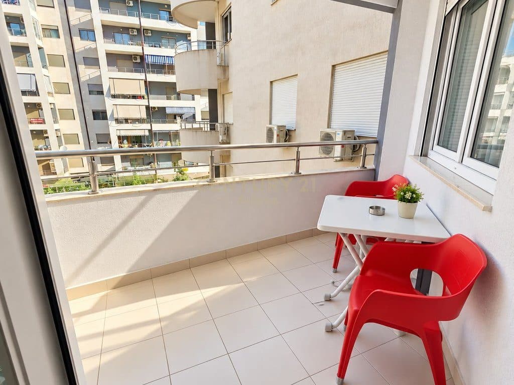 APARTAMENT 2+1 ME QIRA NË OSLO NË LUNGOMARE 1 3