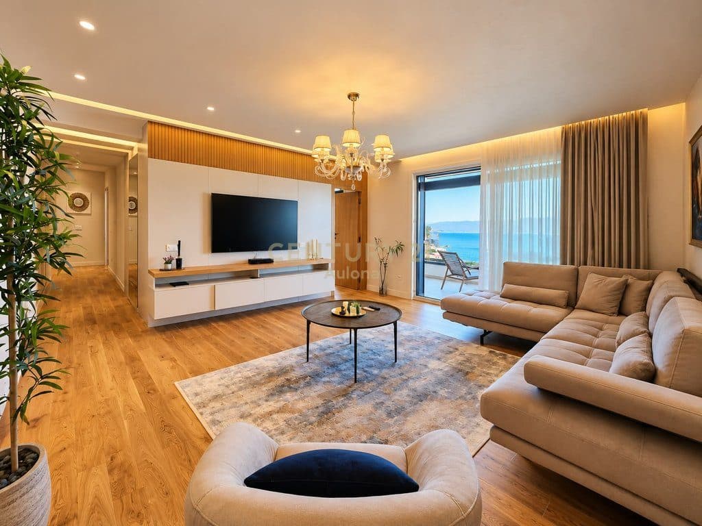 Penthouse Luksoze me Pamje Panoramike në Rivierën e Jugut 3