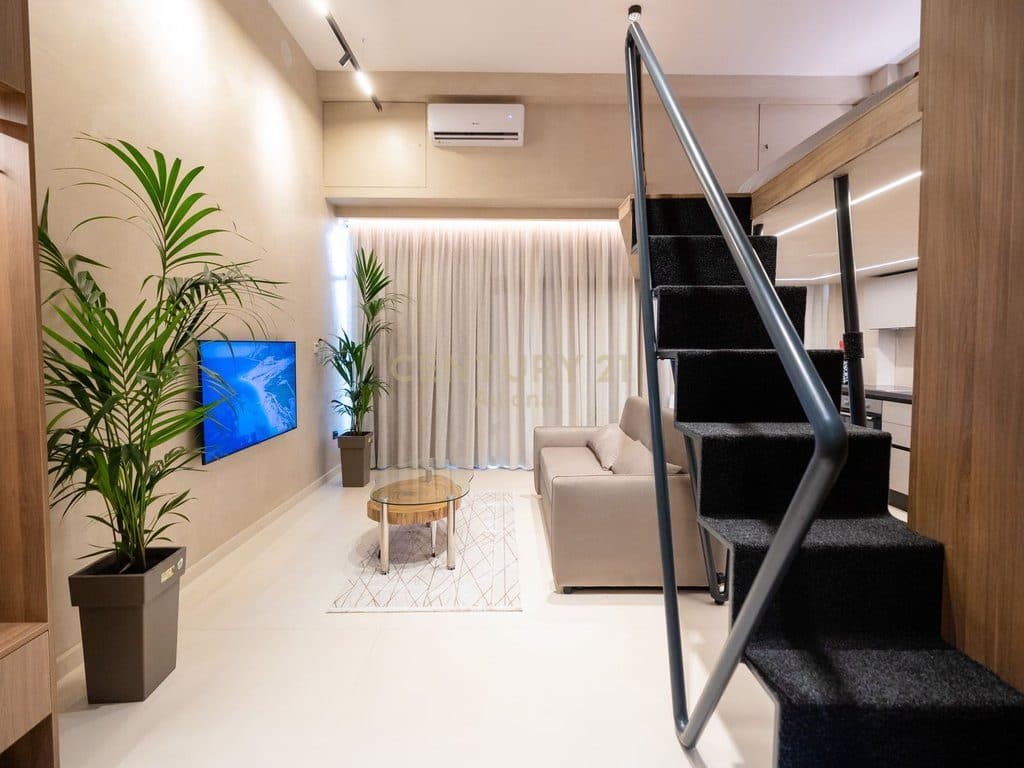 Duplex for Sale on the Main Boulevard, Vlora