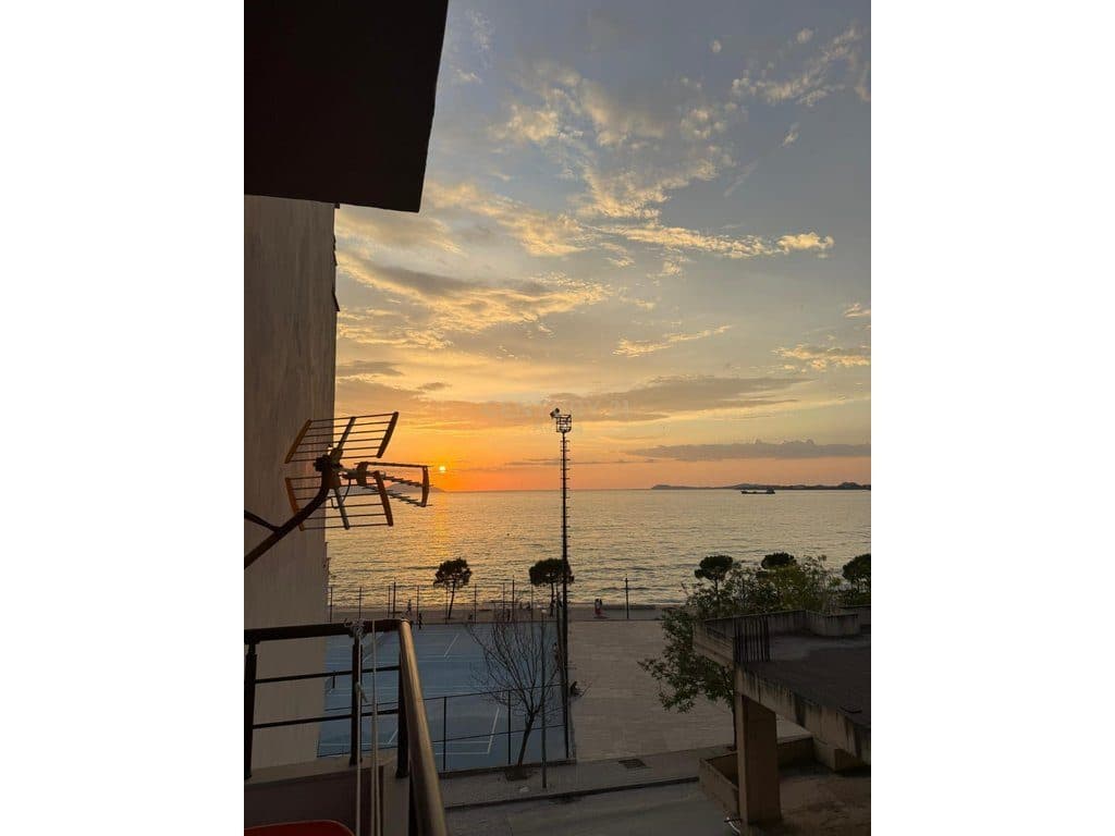 JEPET ME QIRA STUDIO ME PAMJE DETI – VLORË 2