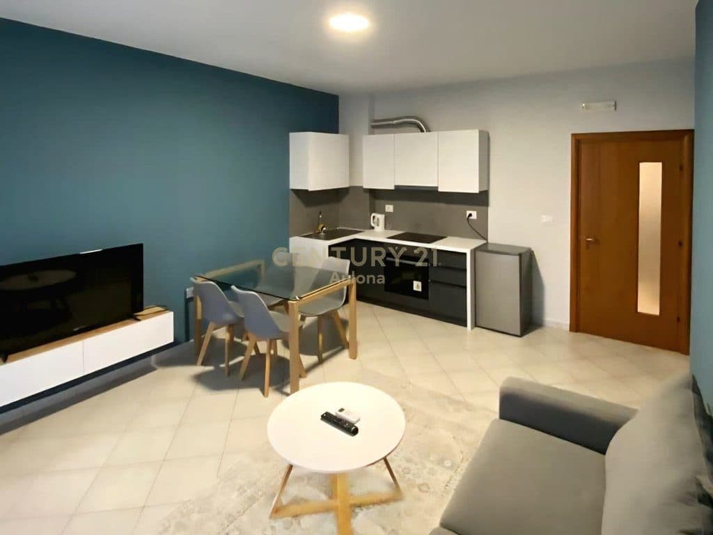 1+1 Apartment with Sea View near Lungomare 1 for Sale 3