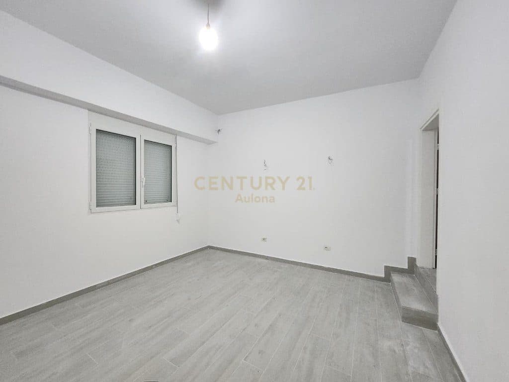 Shitet Apartament 1+1 Pranë Bulevardit Kryesor, Vlorë 3