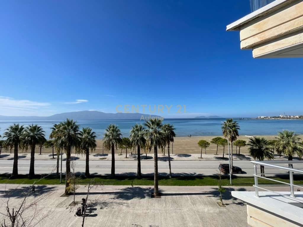 Apartament 2+2 Me Qira në Lungomare, Vlorë - 800€ | 110 m²
