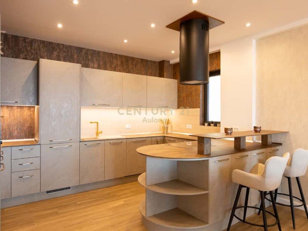 LUXURY APARTMENT WITH TERRACE AND SEA VIEW NEAR LUNGOMARE 1 ! 2