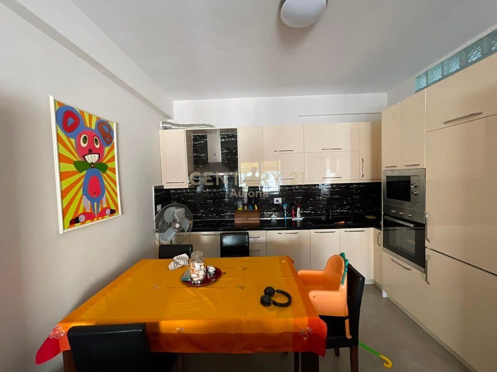 APARTMENT 1+1 FOR RENT ON THE LUNGOMARE 3