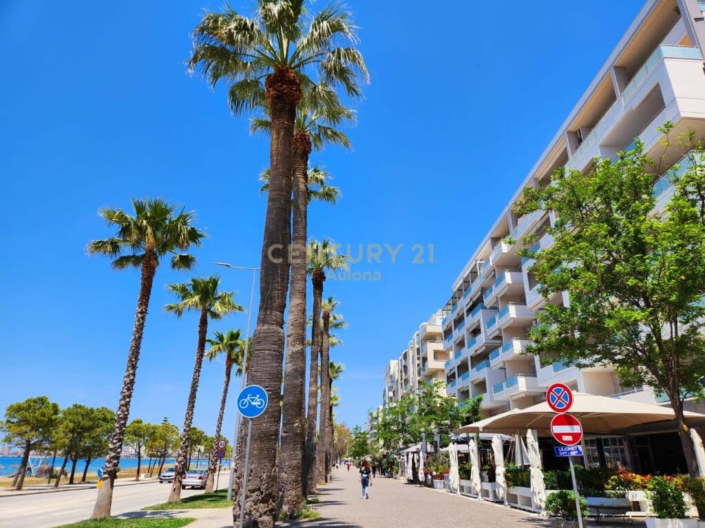 2+1 Apartment for Rent on the Lungomare, Vlora