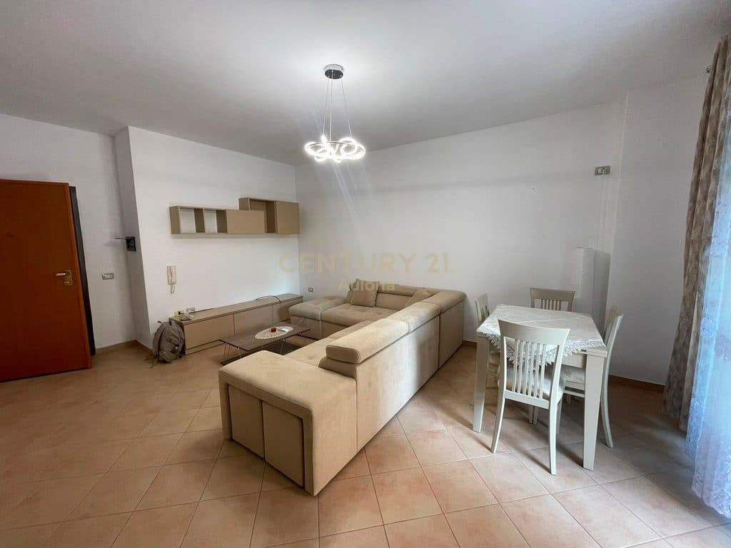 1+1 APARTMENT FOR RENT NEAR THE BOULEVARD 2