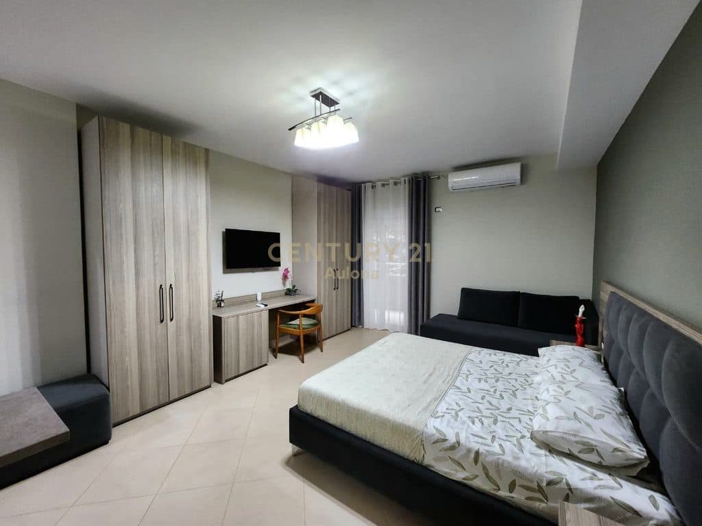 Apartament për Shitje pranë Marina Bay Resort, Lungomare 2