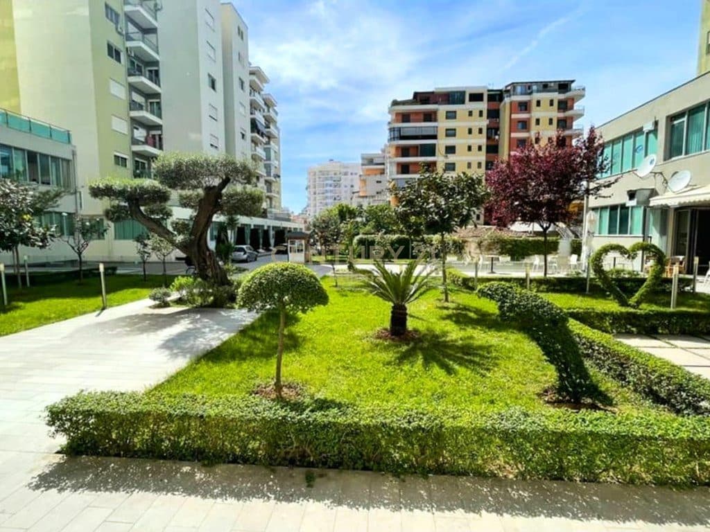1+1 APARTMENT WITH VERANDA FOR SALE IN THE COMPLEX "GREEN TOWER VLORE" 2