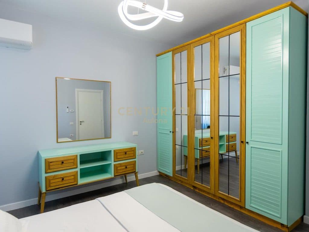 Apartment for rent 2+1+2 for 1, 2, 3, or 4 months. Water, electricity, TV, and internet included in the price 4