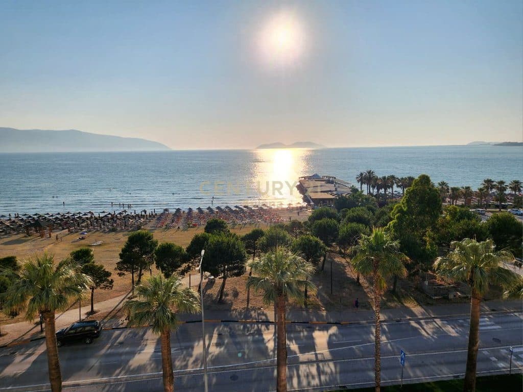 APARTMENT 2+1 FOR SALE WITH FULL SEA VIEW, LUNGOMARE 1 2