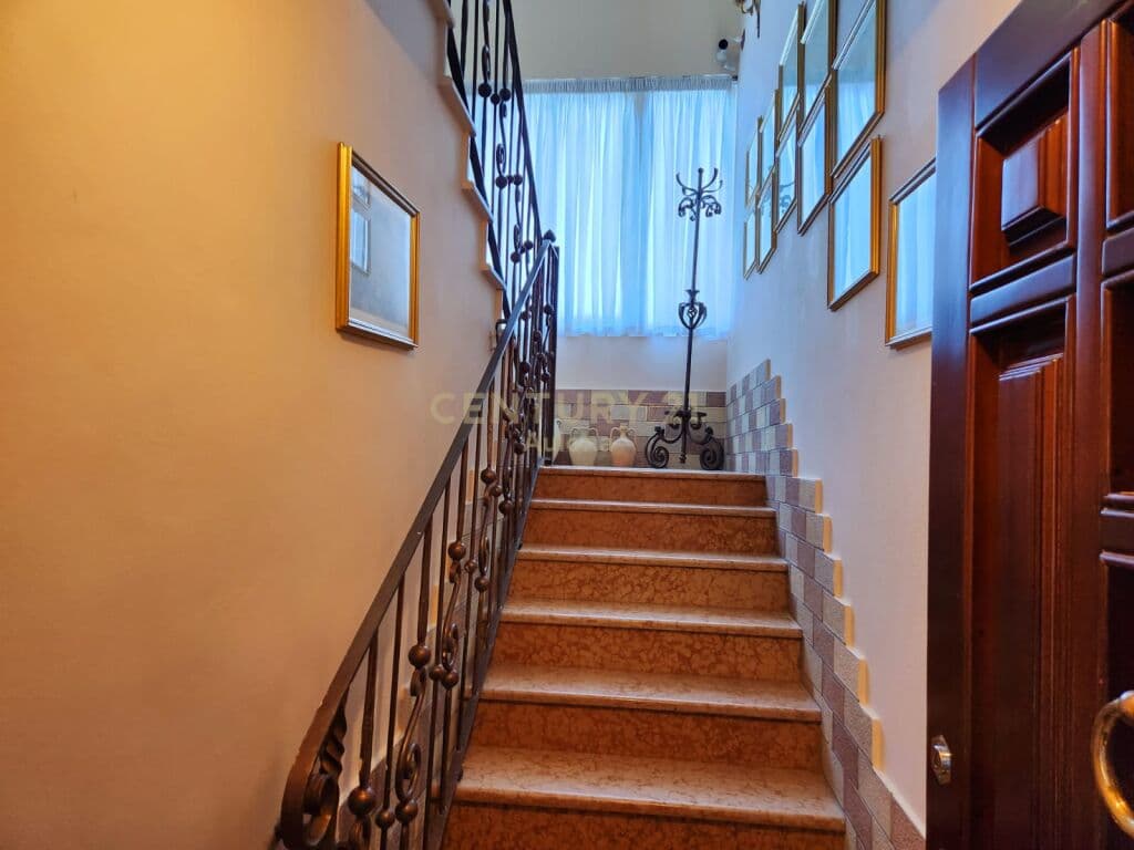 LOFT FOR SALE NEAR ALI DEMI HIGH SCHOOL 3