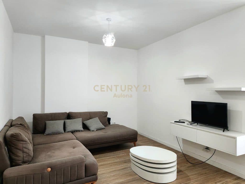 1+1 APARTMENT FOR SALE IN VLORE 3