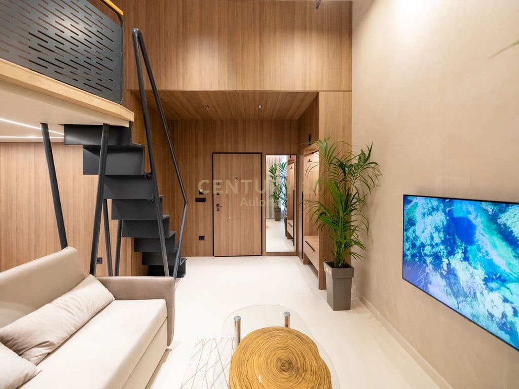 Duplex for Sale on the Main Boulevard, Vlora 4