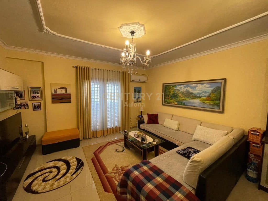 APARTMENT 3+1+2 FOR SALE ON RRUGEN E RE STREET, VLORE 3