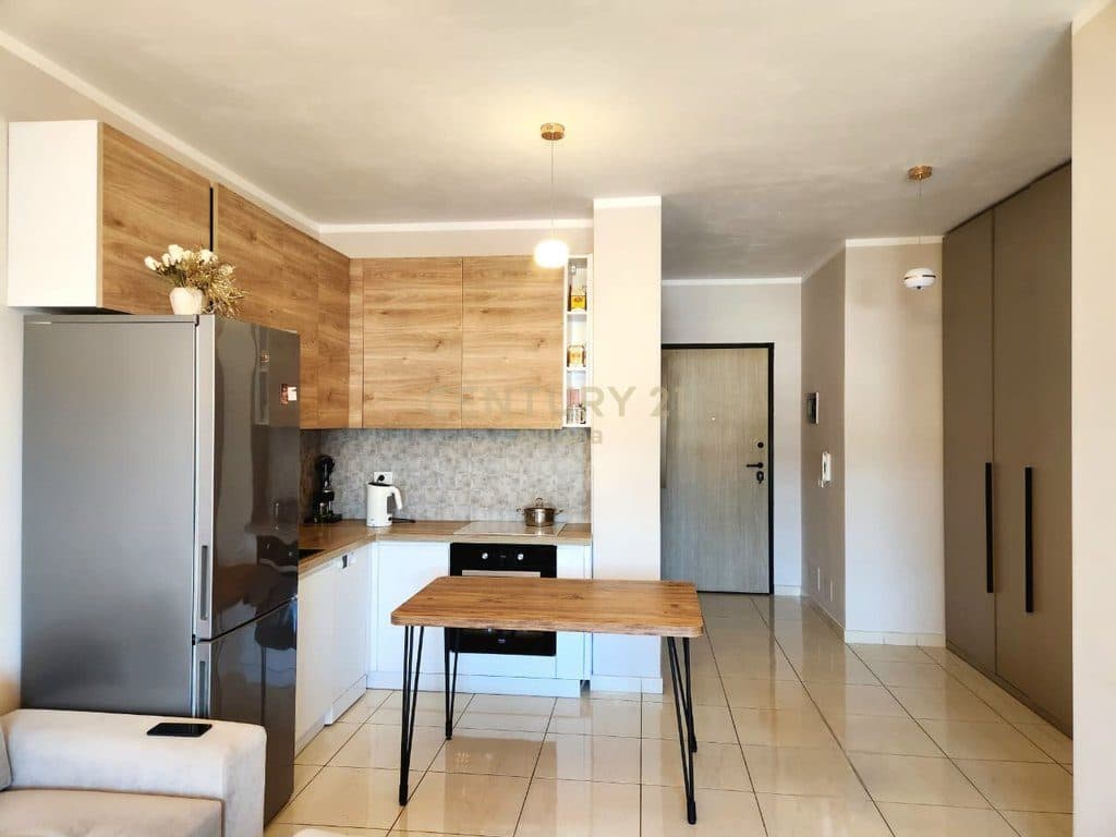 APARTMENT 1+1 FOR SALE NEAR THE CENTER 3