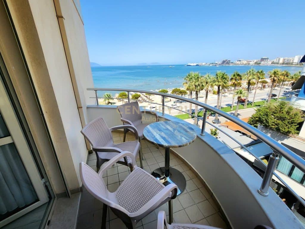 Apartament 1+1 me Pamje nga Deti në Lungomare, Vija e Parë 3