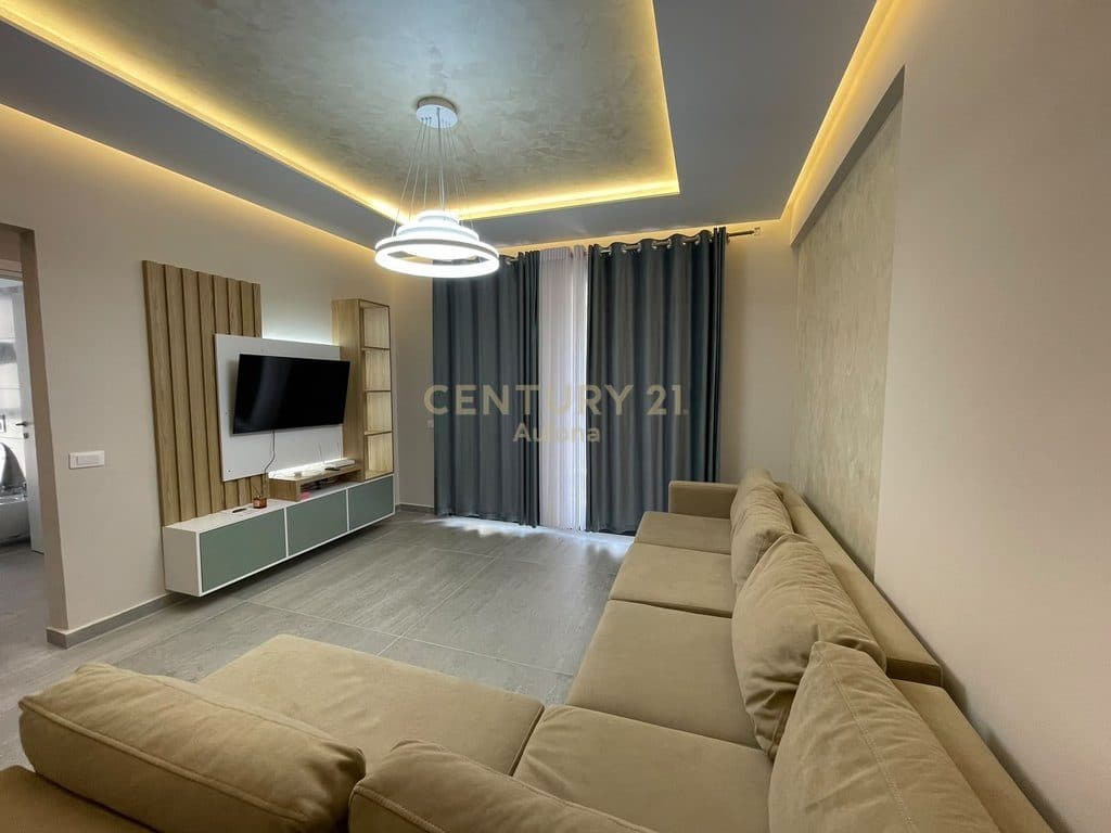 SUPER APARTAMENT 2+1 PER QERA NE LUNGOMARE 2