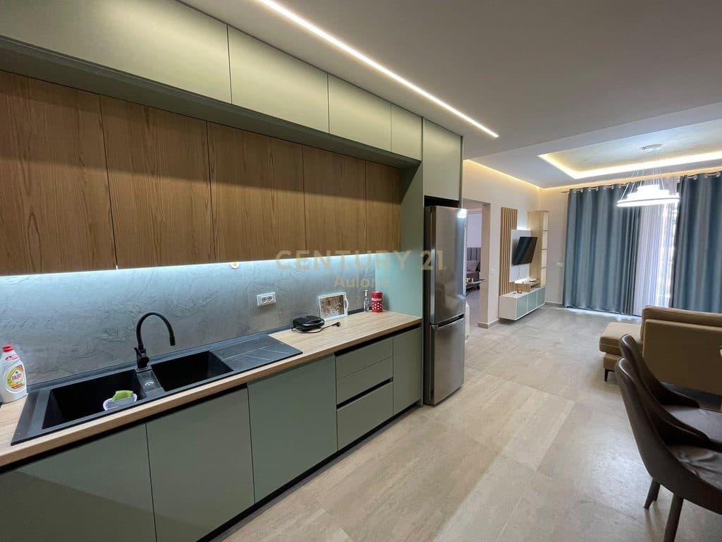 SUPER APARTAMENT 2+1 PER QERA NE LUNGOMARE 4