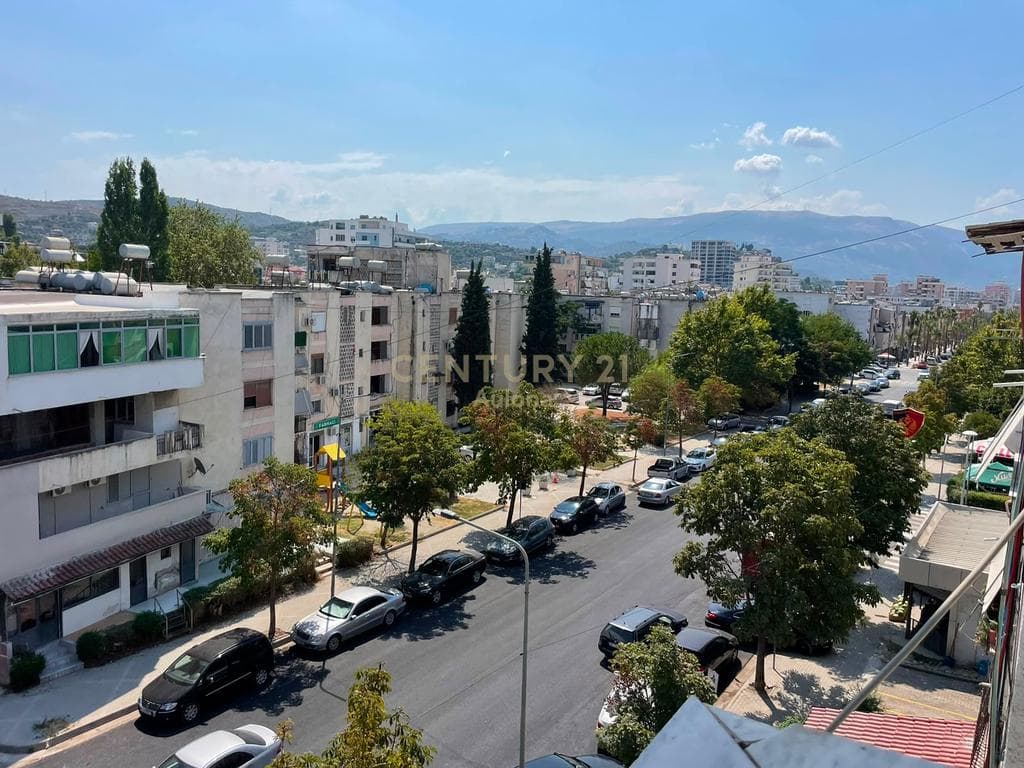 APARTMENT 2+1 FOR SALE AT THE POLICE COMMISSARIAT VLORE 3
