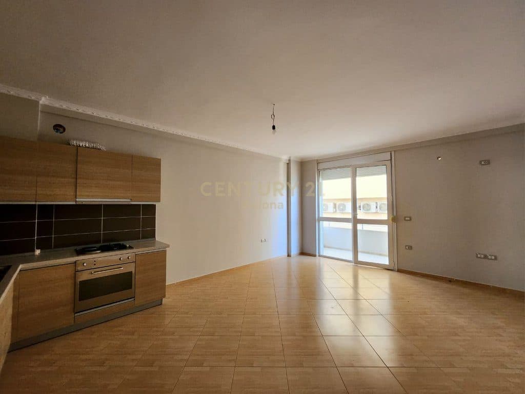 APARTMENT 1+1 FOR SALE OPPOSITE THE CASTLE 2