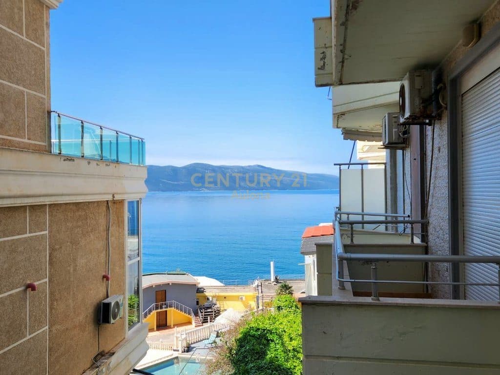 APARTMENT 1+1 FOR SALE OPPOSITE THE CASTLE