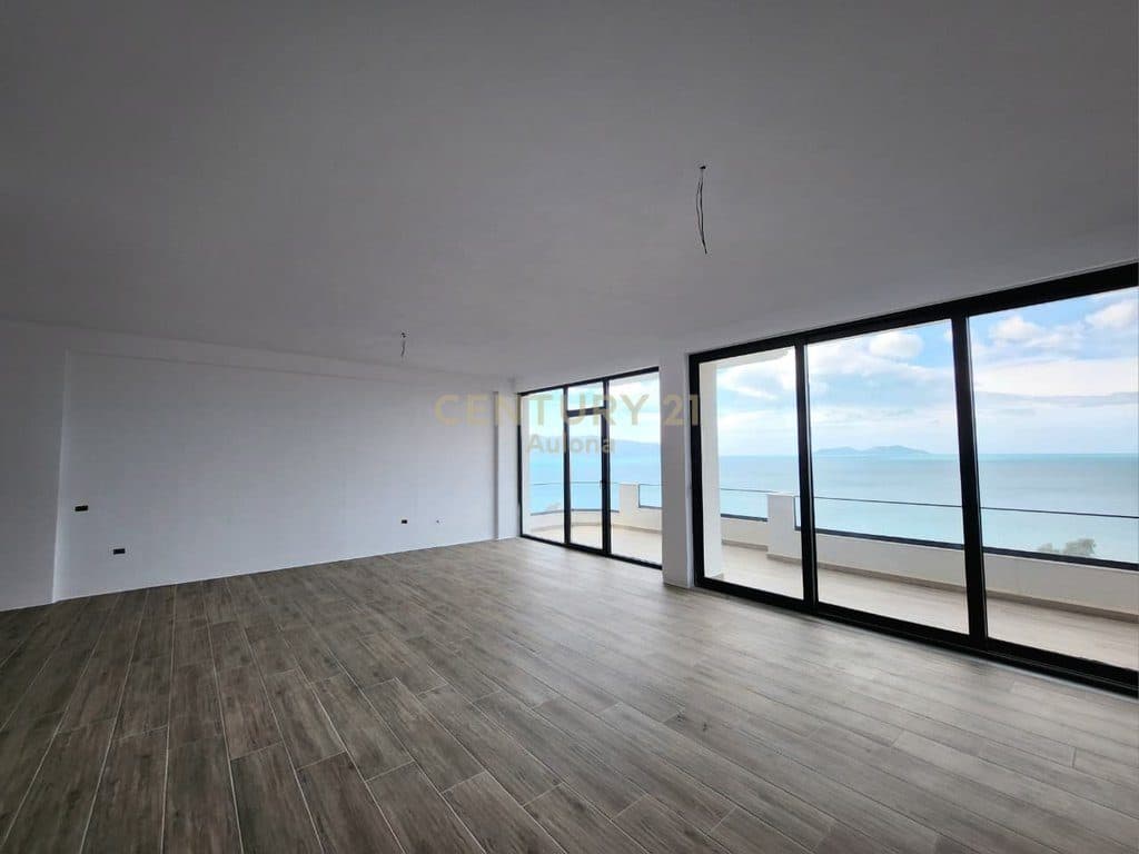 🌅 Exclusive Apartment with Sea View in Vlora 2