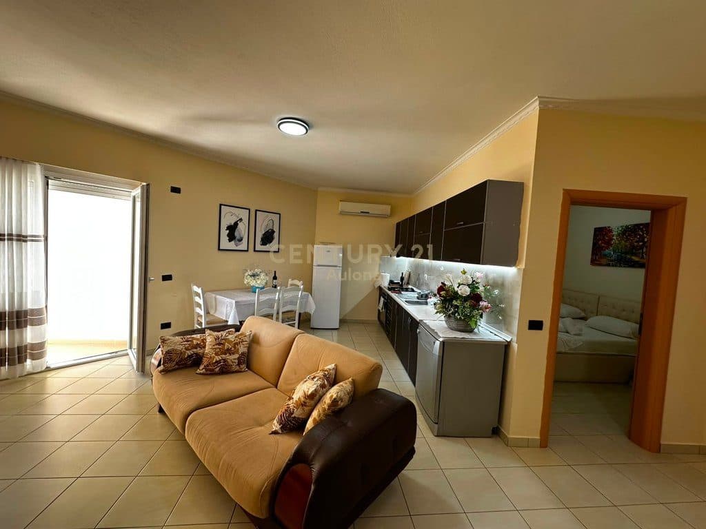 Apartament 1+1 me Qira në Lungomare 4