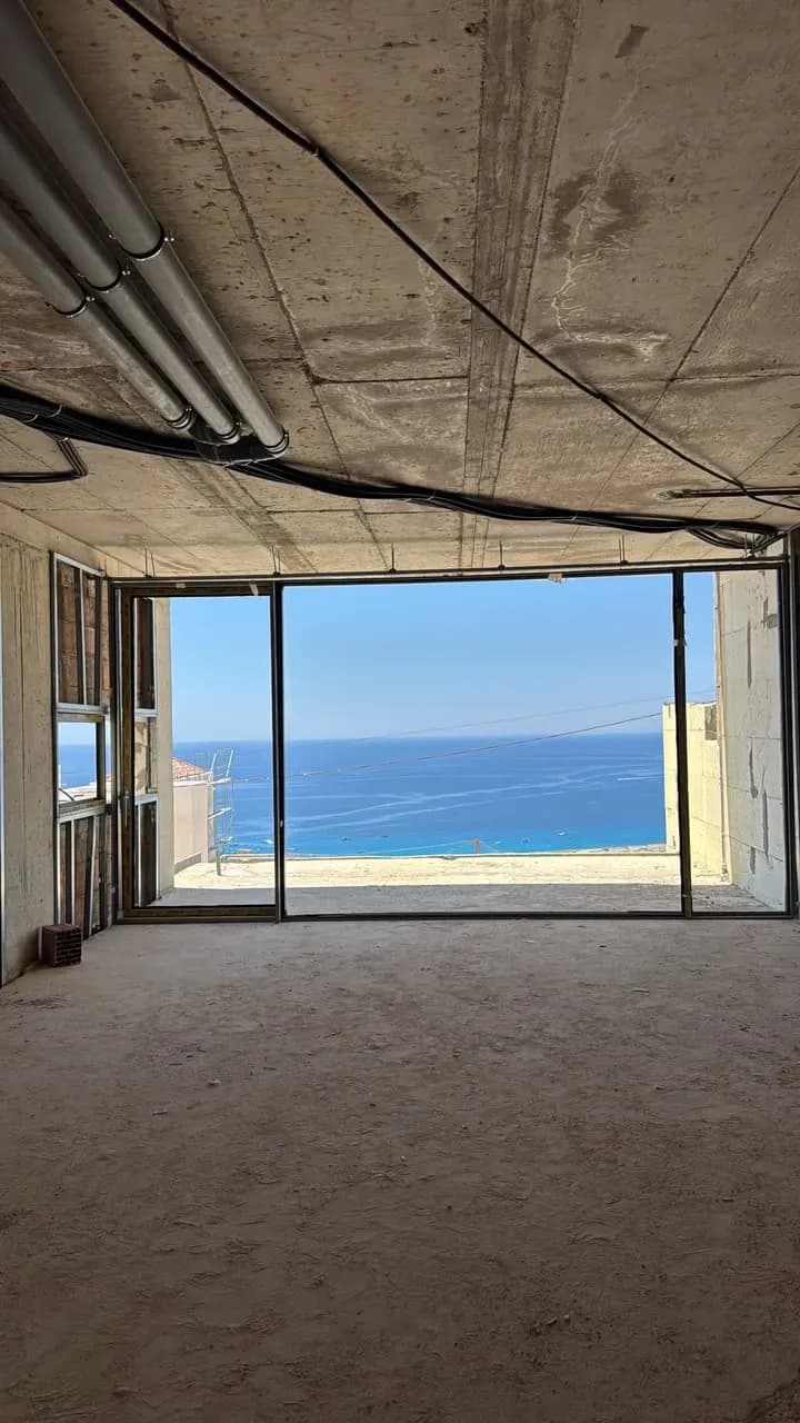 Vilë 6+1 në shitje në Rruga Green Coast, Vlorë – 298m², 1,640,100€