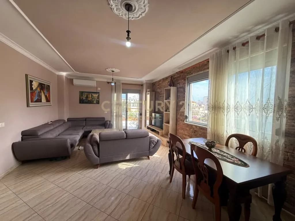 Apartament 1+1 në shitje në Gjiri i Lalzit, Durrës – 80m², 97,000€ 3