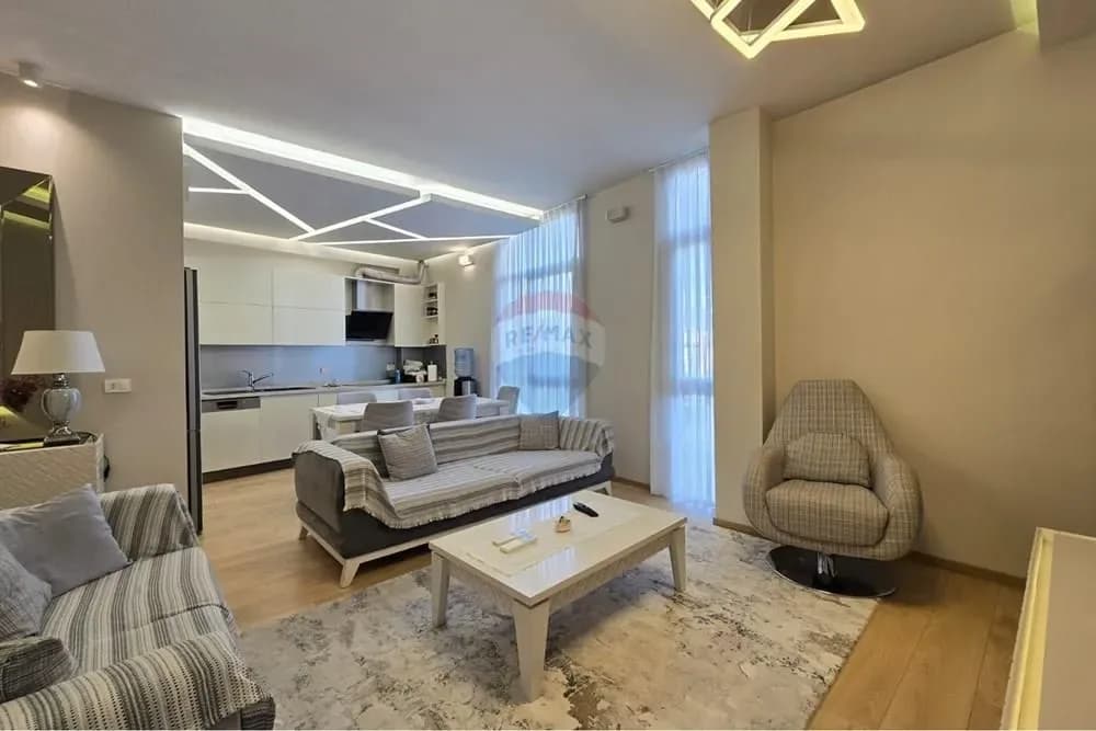 Apartament 1+1 në shitje në Rruga e Paskuqanit, Tiranë – 111m², 111,000€ 3