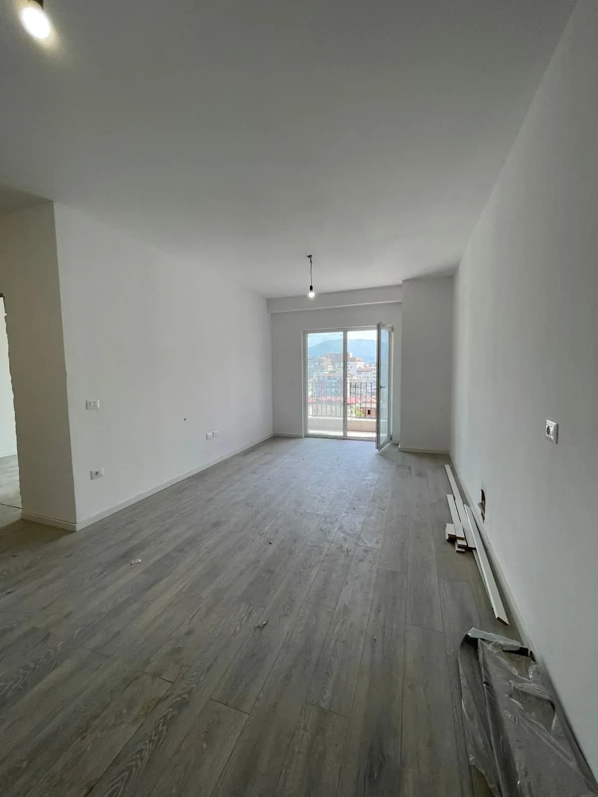 Apartament 1+1 në shitje në Rruga Dritan Hoxha, Tiranë – 71m², 156,000€ 4