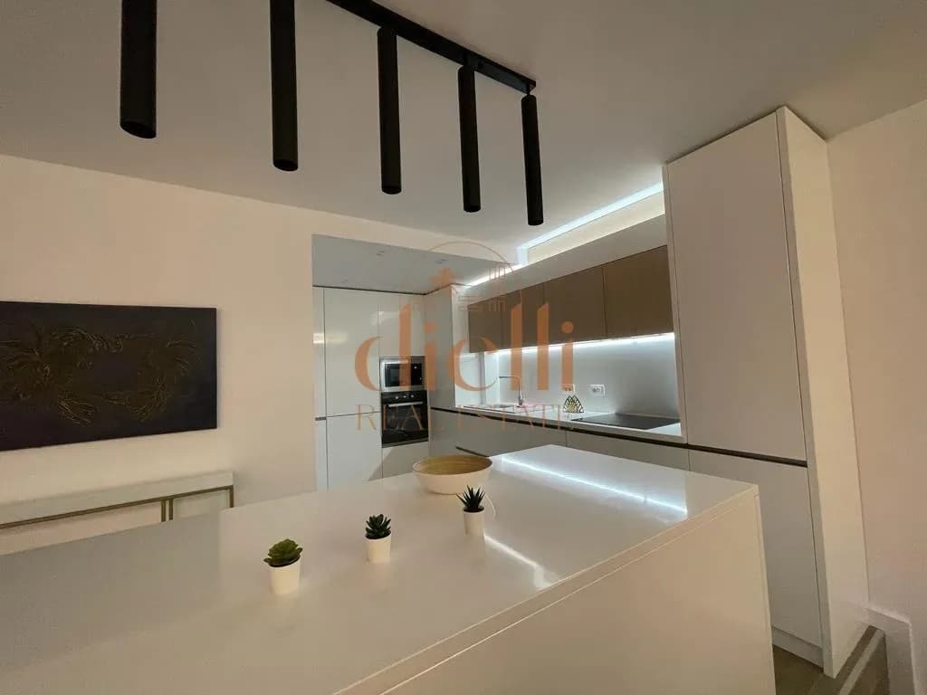 Vilë 3+1 me qera në Mullet, Tiranë – 140m², 1,600€ 2