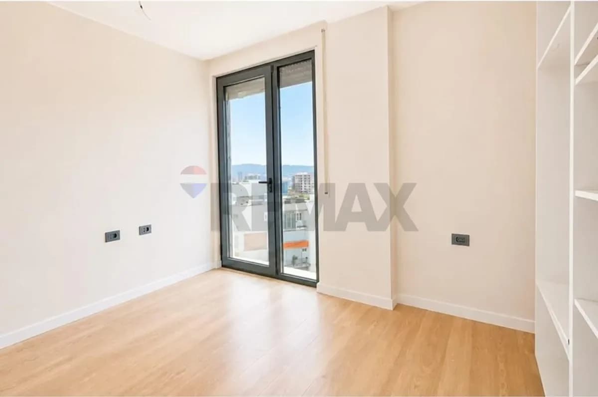 Apartament 1+1 në shitje në Rruga Kongresi i Manastirit, Tiranë – 66m², 135,000€ 2