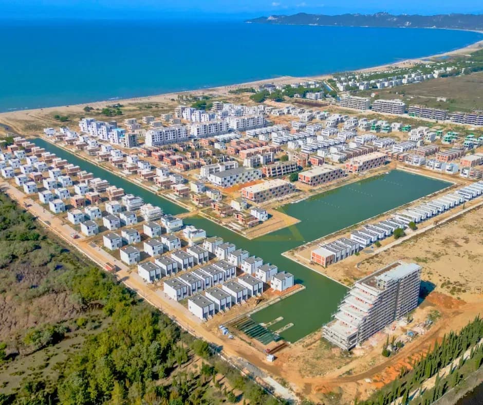Vilë 4+1 në shitje në Rruga Gjiri i Lalzit, Hamallaj – 155m², 640,000€ 2