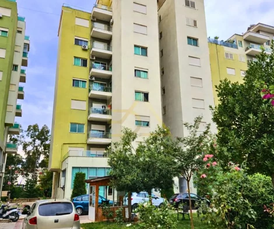 Apartament 1+1 në shitje në Rruga Radhimë, Vlorë – 67m², 350,000€ 4