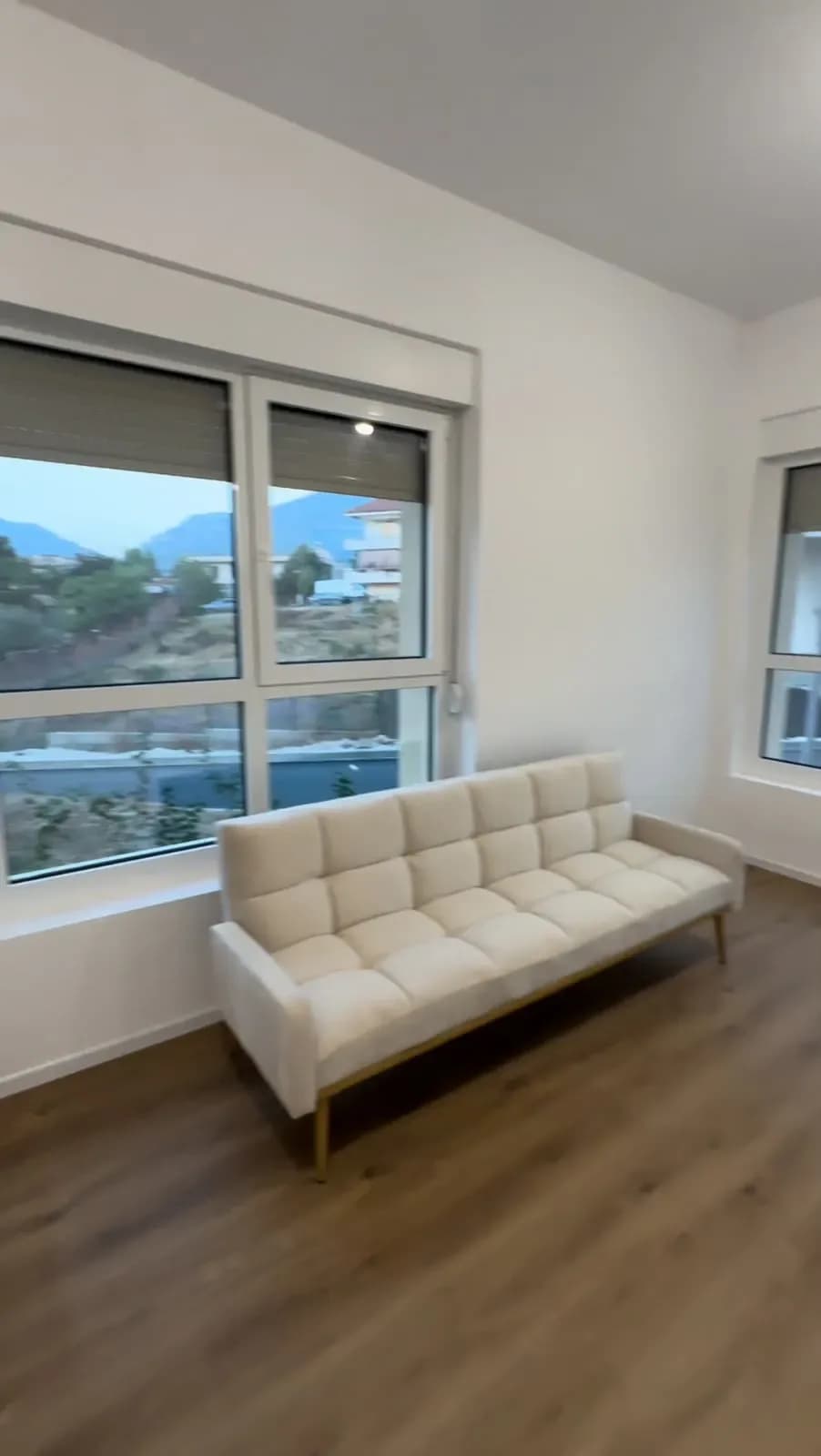 Apartament 1+1 me qera në Rruga Pasho Hysa, Tiranë – 60m², 400€
