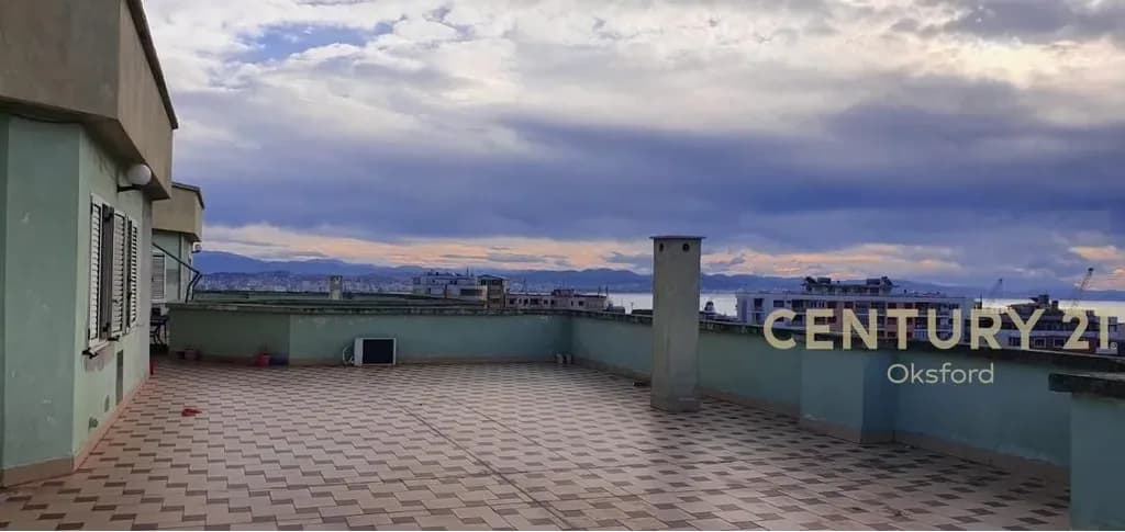 Apartament luksoz 3+1 në shitje në Rruga Gjiri i Lalzit, Durrës – 100m², 297,000€ 4