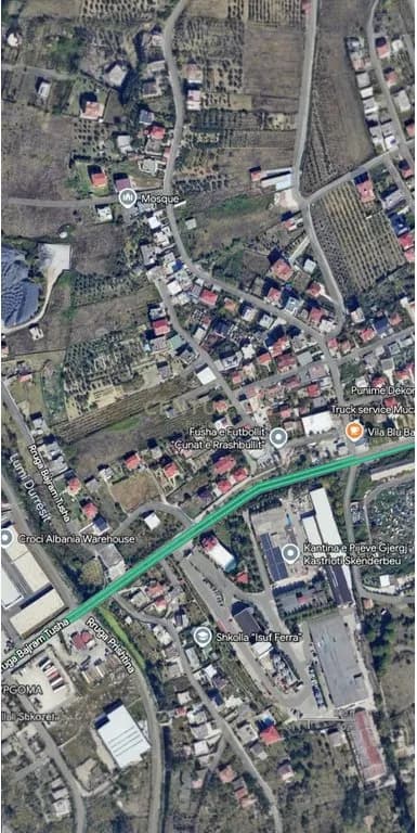 Tokë në shitje në Rruga Shkozet, Durrës – 620m², 80,000€ 2