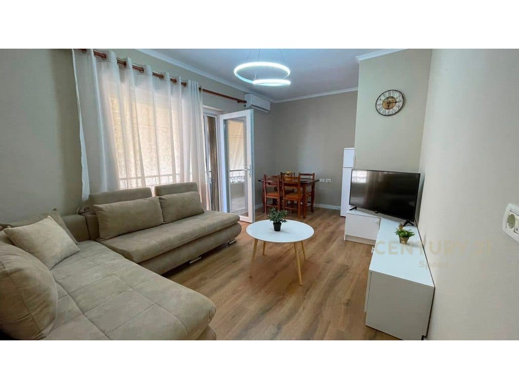 Apartament 1+1 per Qira tek Pazari ri