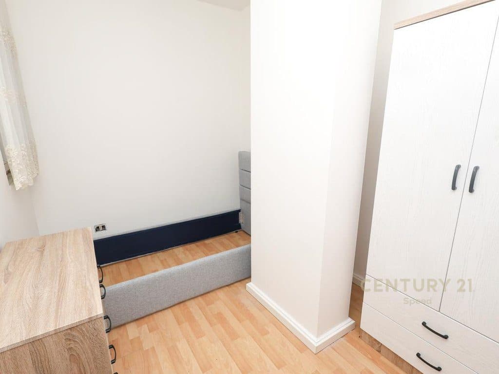 Apartament 2+1 me Qira tek Kopshti Botanik Zoologjik! 2