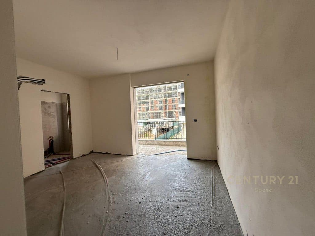 Shitet apartament 3+1+2 në Paskuqan, pranë Bulevardit të Ri! 4