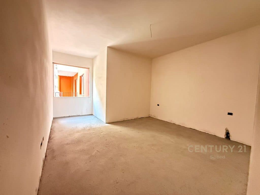 Shitet apartament 1+1 në Space City Building Complex, Paskuqan, pranë Bulevardit të Ri! 3