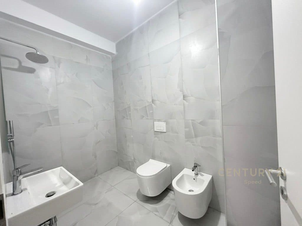 Apartament 1+1 Për Shitje tek Ali Demi! 2